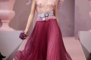 模特走秀全透视服装女装新款,全透视女装新款走秀解析